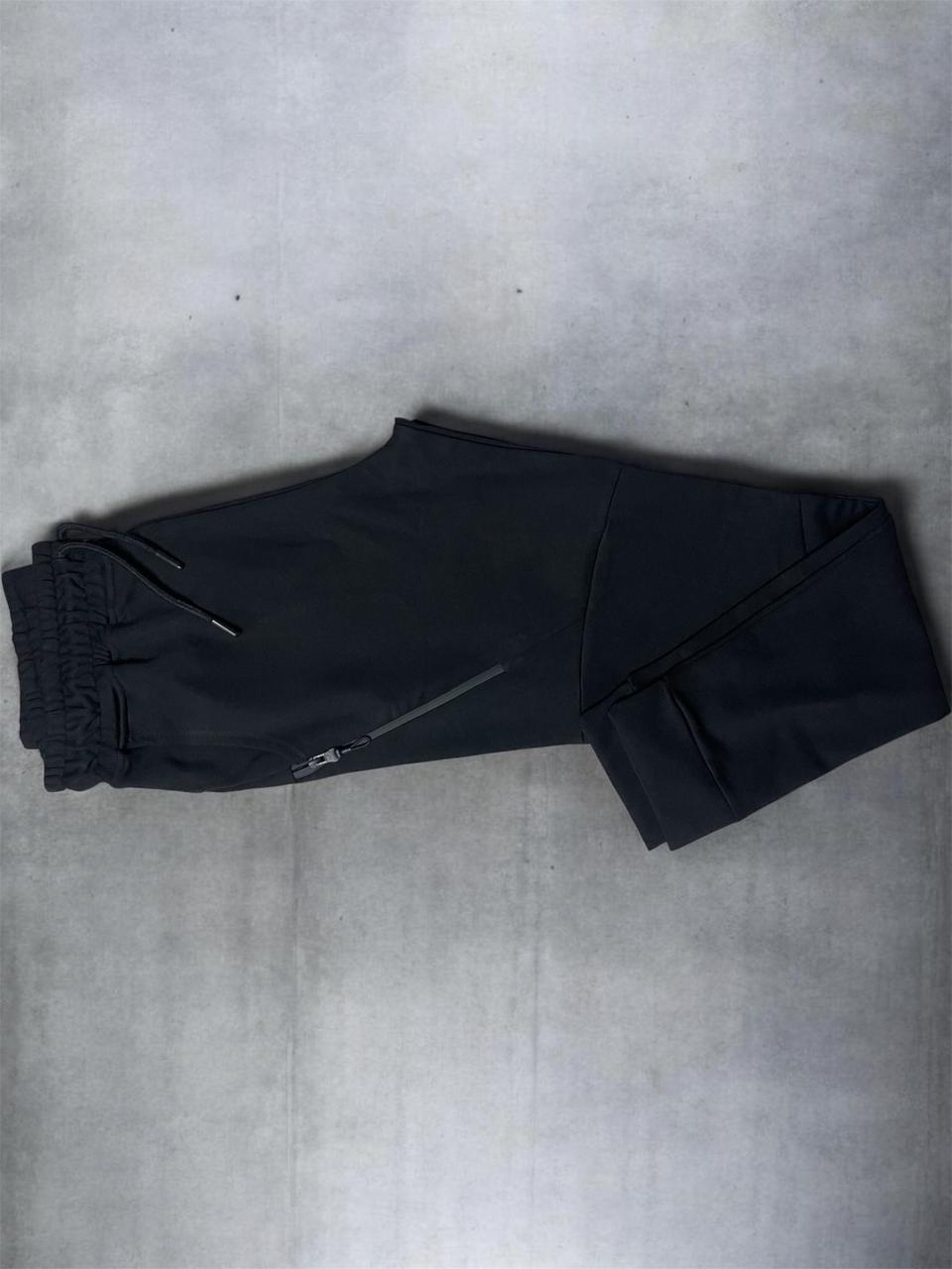 joggers with zipper